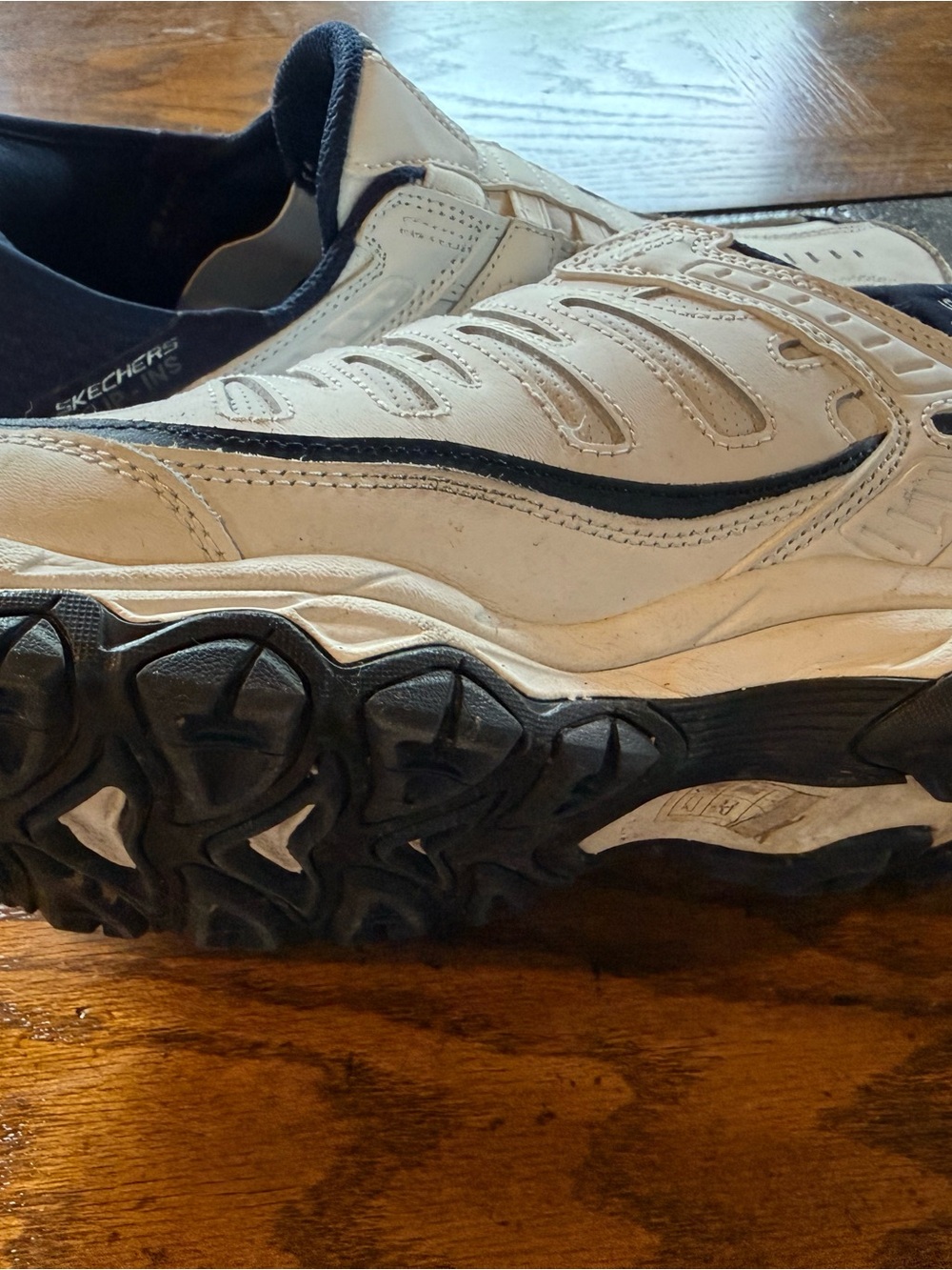 Skechers Men’s White Slip-On Athletic Walking Shoes - Picture 3 of 6